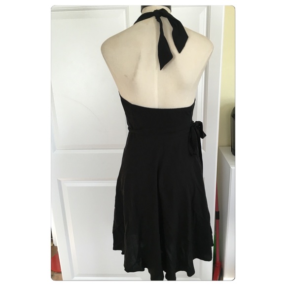 Express Tie Halter Wrap Dress - Picture 4 of 7